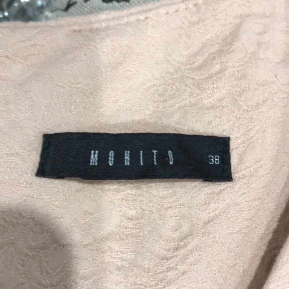 Mohito Blush Midi V-Neck Dress - Picture 3 of 6